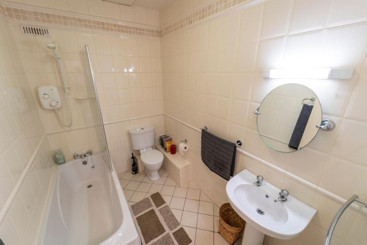Stylish, Spacious 3 Bedroom Townhouse Galway Exterior foto